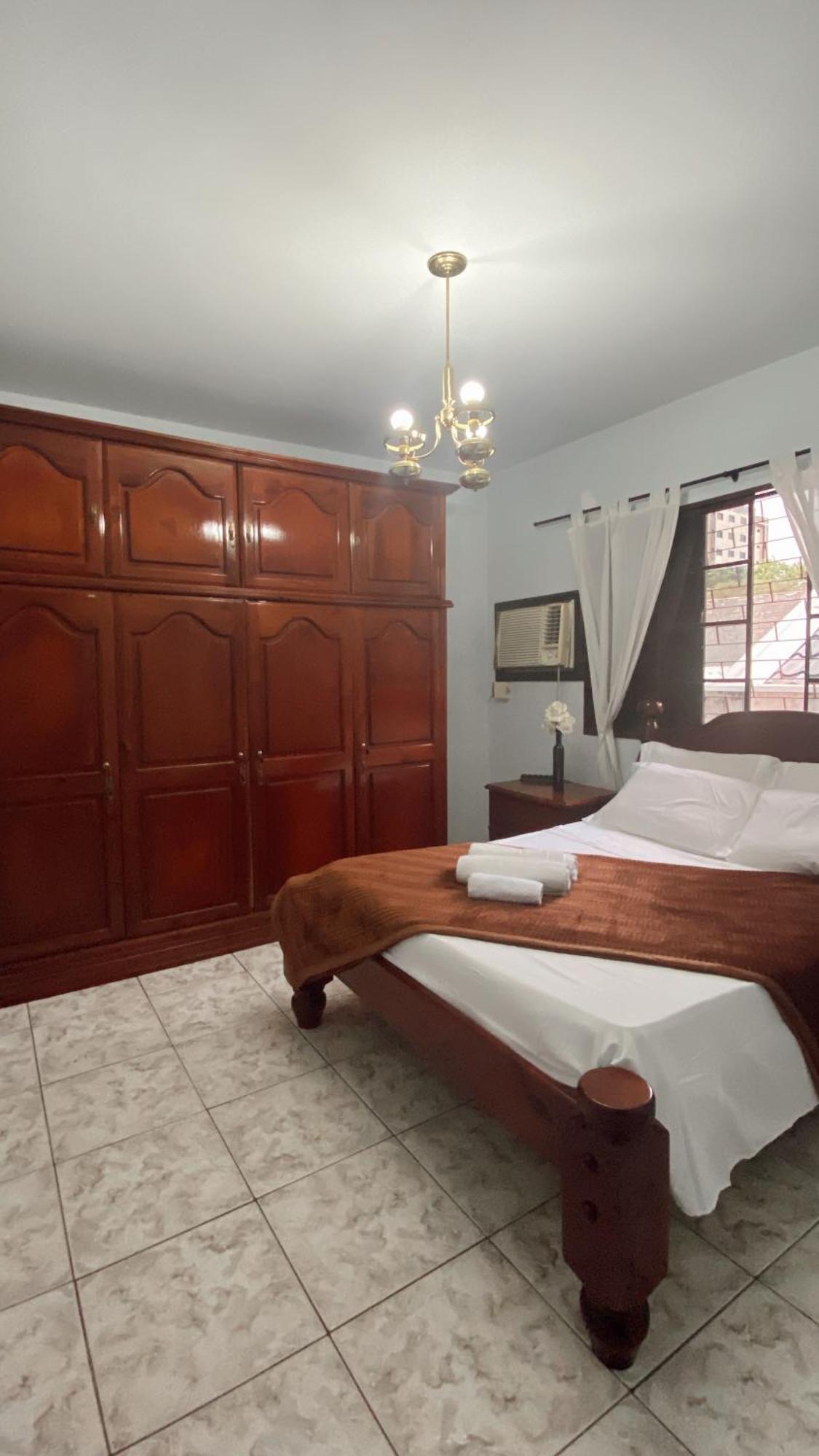 Triana Guest House Foz do Iguacu Exterior photo