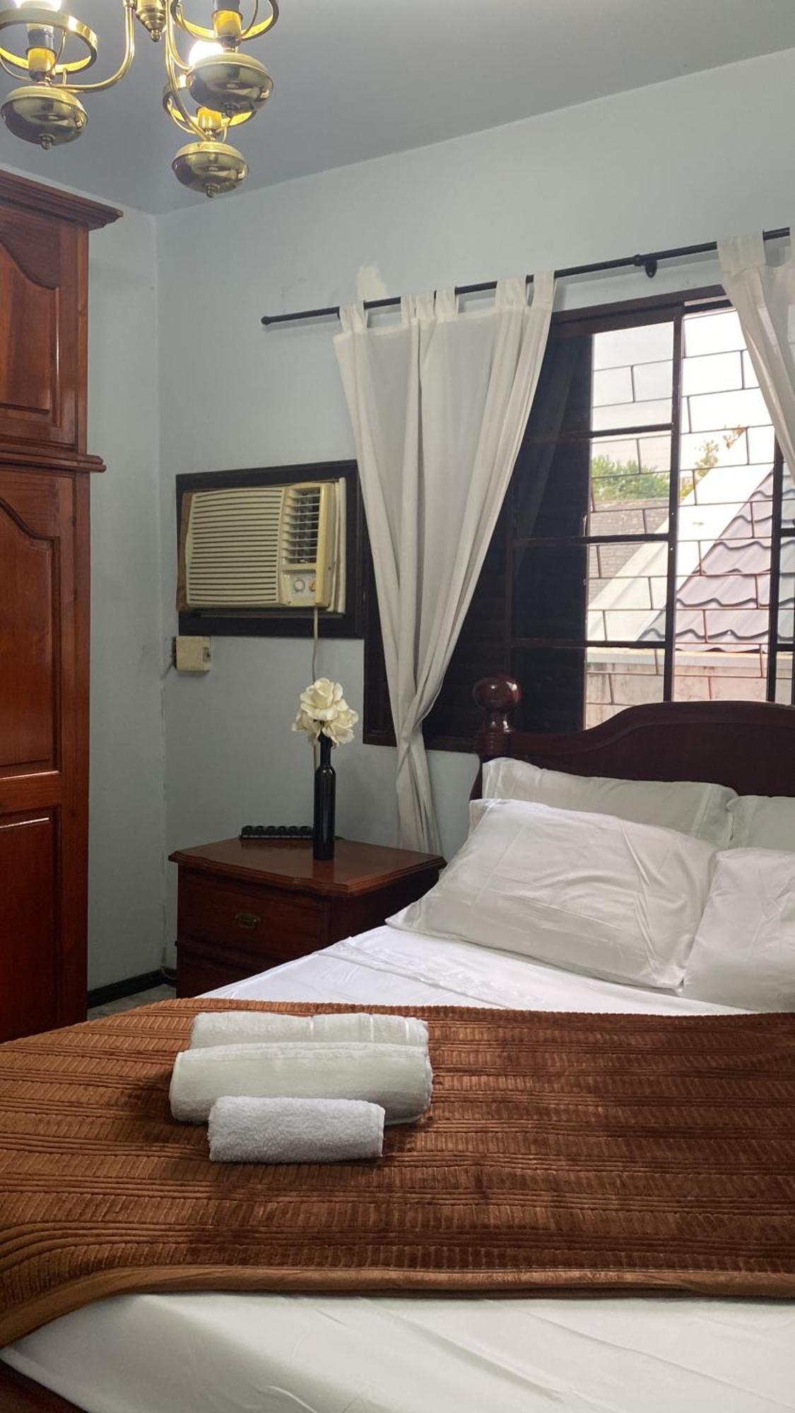Triana Guest House Foz do Iguacu Exterior photo