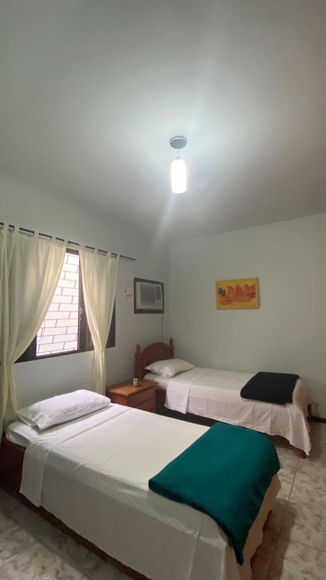 Triana Guest House Foz do Iguacu Exterior photo