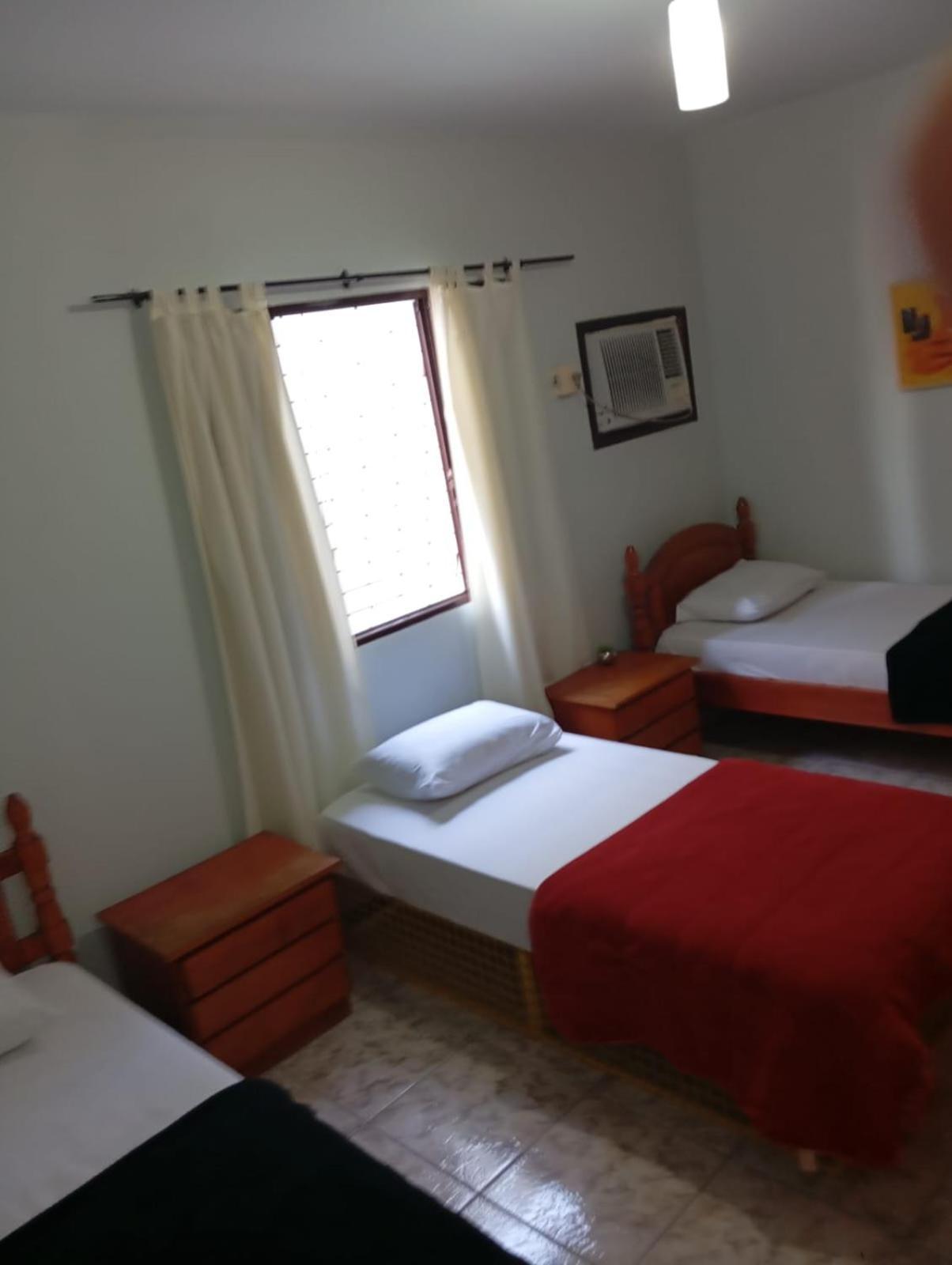 Triana Guest House Foz do Iguacu Exterior photo